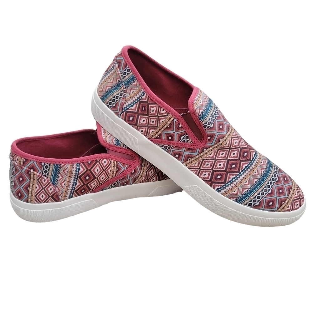 Sun Stone Reins Geo-Print Slip-On Sneakers Men's.  Size 9.5M.  New In Box